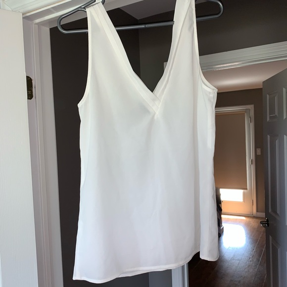 Dynamite V-Neck Tank too - Picture 2 of 3